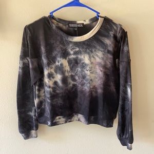 Francesca’s. Trixxi Girl. Crop top